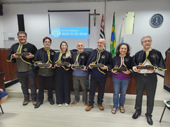 Filósofo clínico e escritor Beto Colombo integra a Academia Peregrina de Letras